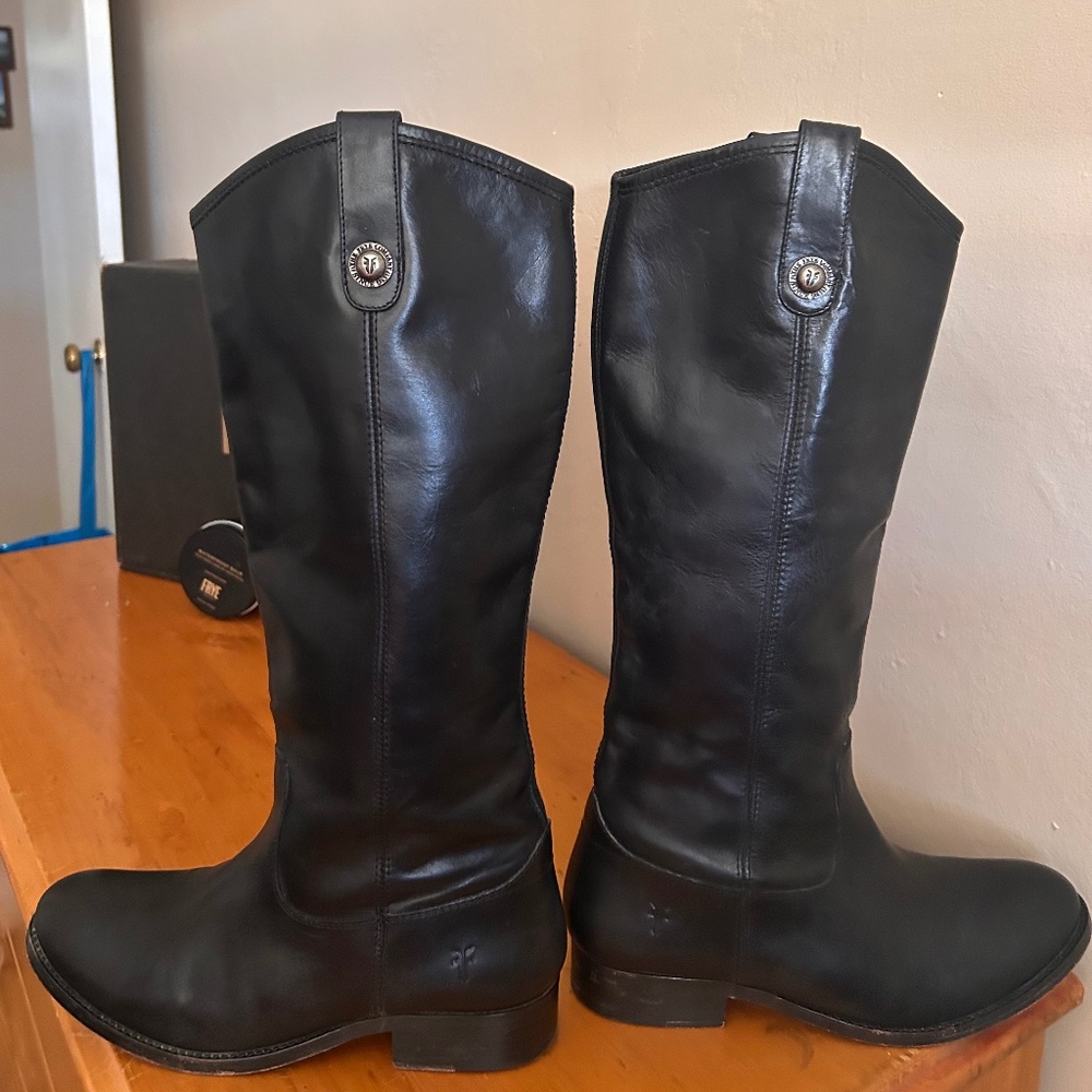 Mellissa Frye boots